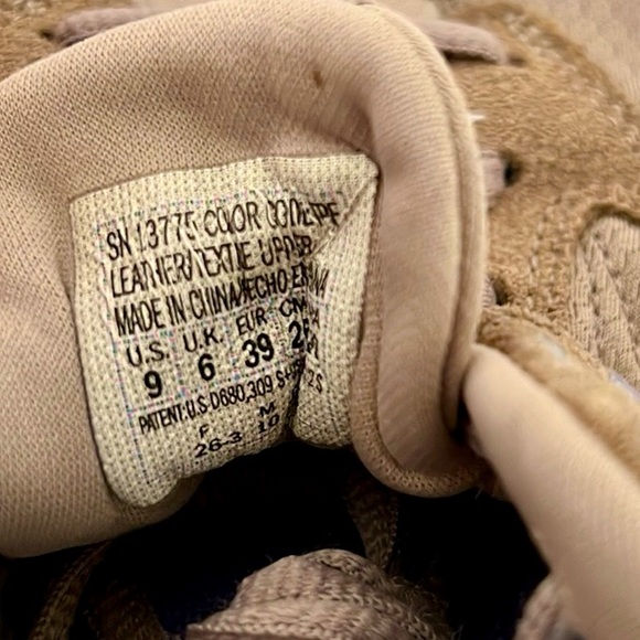 Skechers~Go Walk / Athletic Shoe - Picture 4 of 7